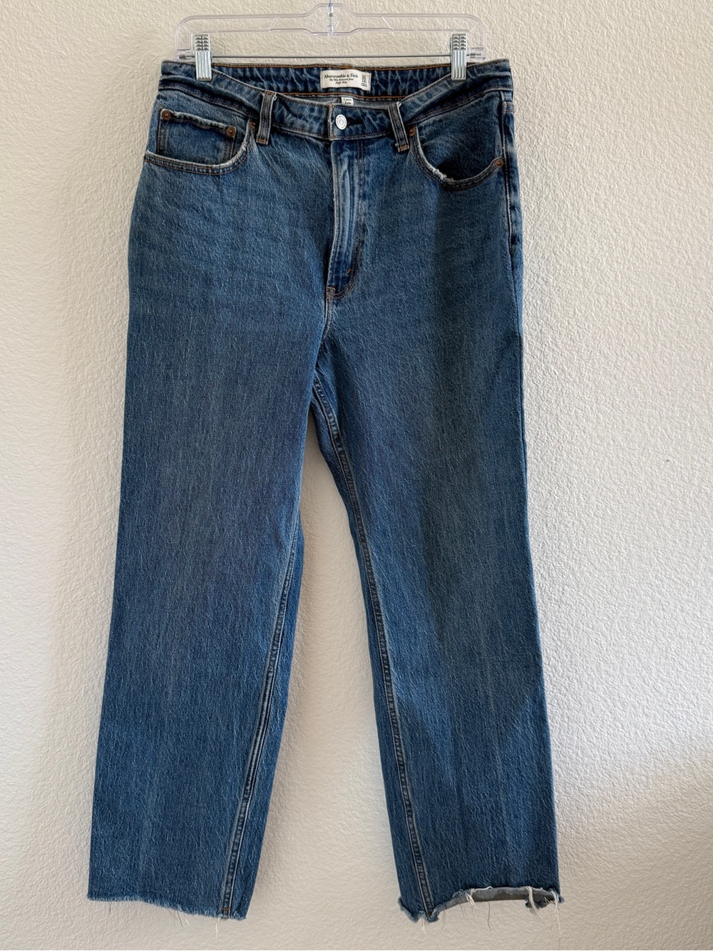 Abercrombie & Fitch Curve Love 90s Relaxed Jean High Rise Straight-Leg Denim